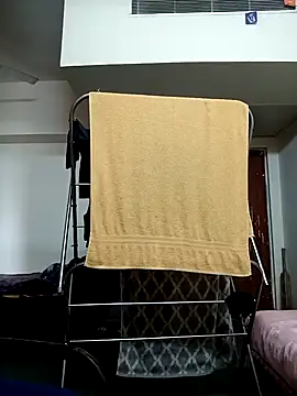 Snapshot of peanutbutteater chatting on March 31, 8:15 am peanutbutteater online show from March 31, 8:15 am