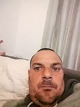 Snapshot of morenitoymorena chatting on April 5, 7:33 pm morenitoymorena online show from April 5, 7:33 pm