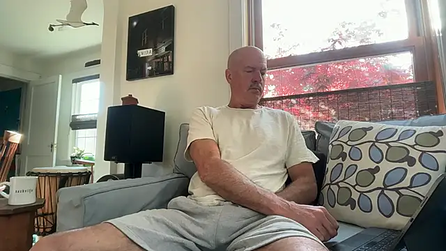 Snapshot of Guy__Grey chatting on May 26, 11:28 am Guy Grey online show from May 26, 11:28 am