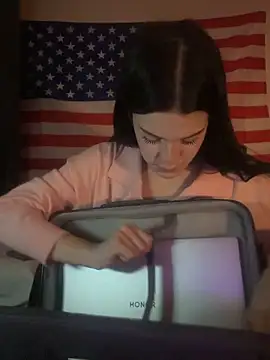 vilenamore online show from February 19, 1:01 am