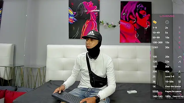 ahsly78Bryan online show from May 18, 8:03 pm