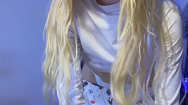 KarmaArms online show from February 22, 1:20 pm