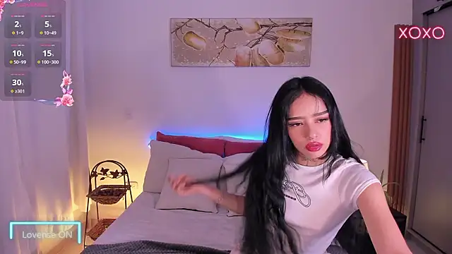 meganlake online show from March 18, 12:41 pm