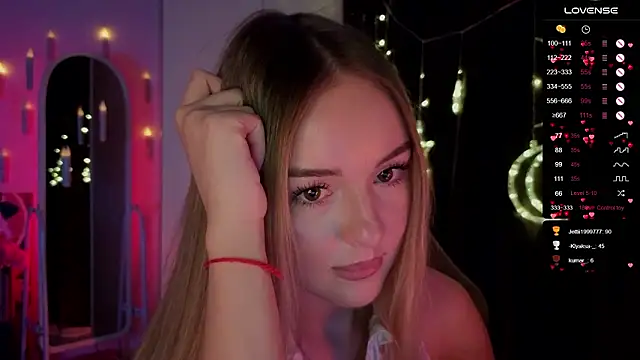 Snapshot of Nestyzz chatting on March 16, 5:44 am Nestyzz online show from March 16, 5:44 am