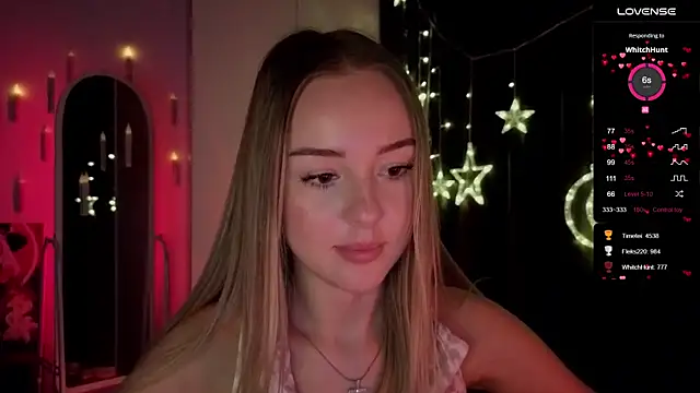 Snapshot of Nestyzz chatting on March 30, 2:34 am Nestyzz online show from March 30, 2:34 am