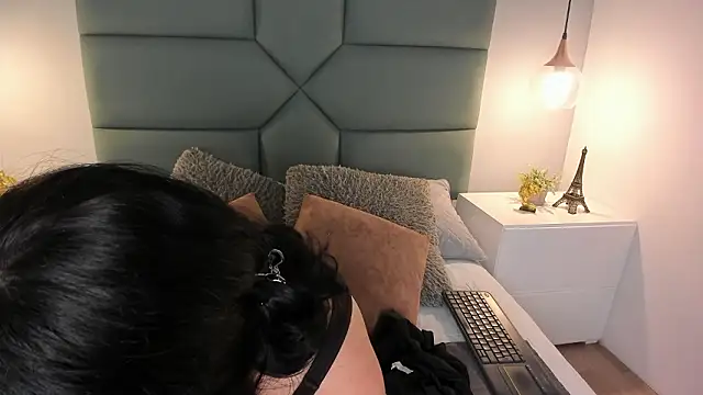 April Swett online show from March 15, 12:44 pm