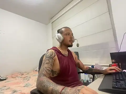 Maximo Garcia17 online show from March 9, 1:53 am