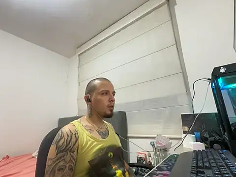 Maximo Garcia17 online show from March 14, 3:01 am