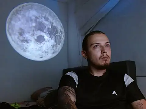 Maximo Garcia17 online show from April 7, 4:24 am