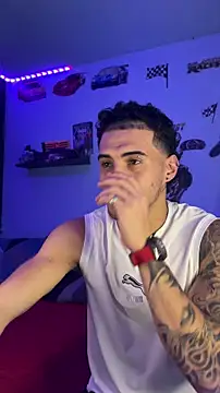 Snapshot of TOMAS_CONOR chatting on February 24, 12:41 am TOMAS CONOR online show from February 24, 12:41 am