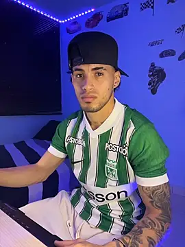 Snapshot of TOMAS_CONOR chatting on March 18, 12:36 am TOMAS CONOR online show from March 18, 12:36 am