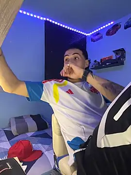 Snapshot of TOMAS_CONOR chatting on March 26, 11:54 pm TOMAS CONOR online show from March 26, 11:54 pm