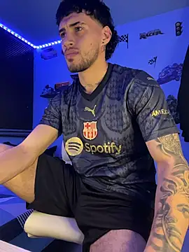 Snapshot of TOMAS_CONOR chatting on March 29, 12:21 am TOMAS CONOR online show from March 29, 12:21 am