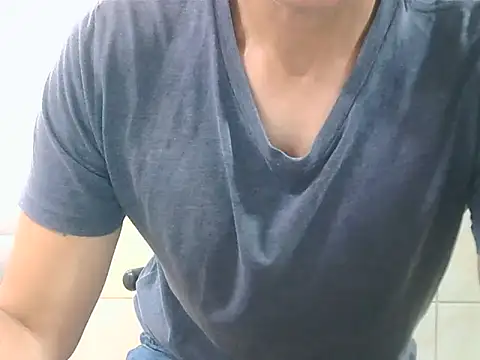 Snapshot of MisterX-47 chatting on February 23, 1:03 am MisterX-47 online show from February 23, 1:03 am