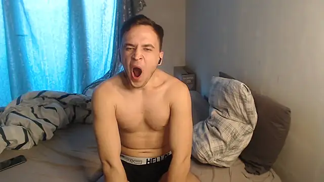 Snapshot of Denis_sport chatting on March 19, 3:54 am Denis sport online show from March 19, 3:54 am