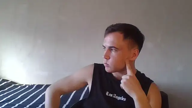 Snapshot of Denis_sport chatting on April 3, 12:36 pm Denis sport online show from April 3, 12:36 pm