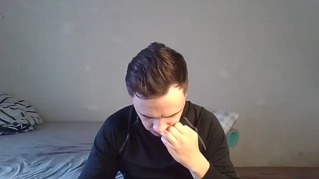 Snapshot of Denis_sport chatting on April 6, 2:29 pm Denis sport online show from April 6, 2:29 pm