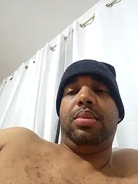 Snapshot of Shotariano chatting on April 2, 4:43 am Shotariano online show from April 2, 4:43 am