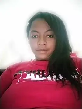 Snapshot of Jade_Roxx chatting on April 4, 9:56 pm Jade Roxx online show from April 4, 9:56 pm