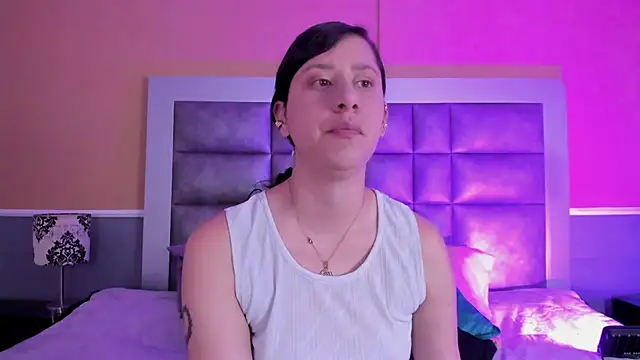 Snapshot of LunaDamasco chatting on March 24, 7:08 pm LunaDamasco online show from March 24, 7:08 pm