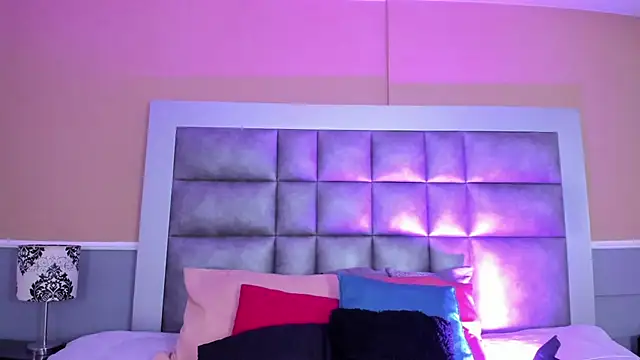 Snapshot of LunaDamasco chatting on March 28, 8:08 pm LunaDamasco online show from March 28, 8:08 pm