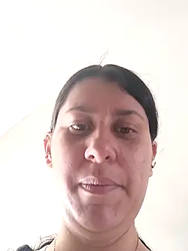 Snapshot of LunaDamasco chatting on April 1, 6:05 pm LunaDamasco online show from April 1, 6:05 pm