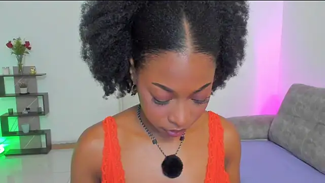 Snapshot of amatiisturr chatting on March 14, 12:28 am amatiisturr online show from March 14, 12:28 am