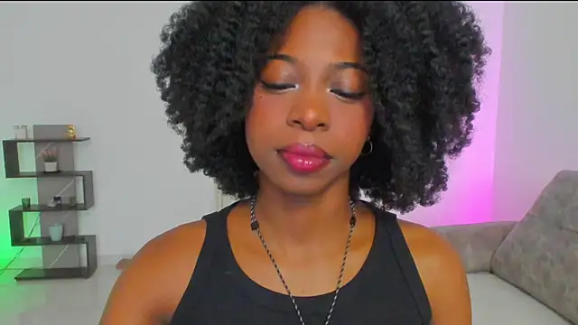 Snapshot of amatiisturr chatting on March 21, 4:43 pm amatiisturr online show from March 21, 4:43 pm