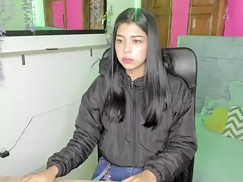 Aysha winxs online show from May 7, 3:23 am