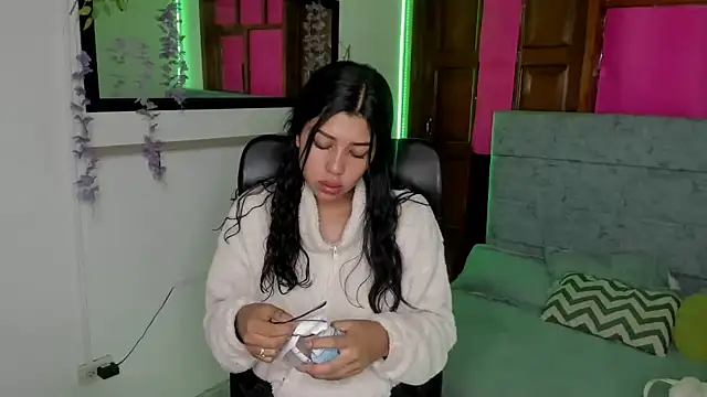 Aysha winxs online show from May 19, 3:24 am