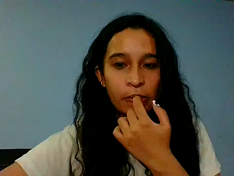 Snapshot of scarlettscottx_ chatting on March 28, 2:00 am scarlettscottx online show from March 28, 2:00 am