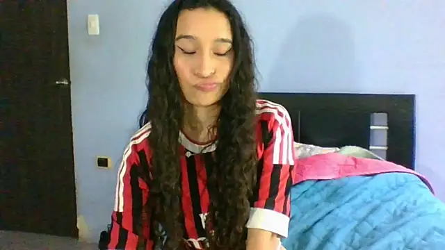 Snapshot of scarlettscottx_ chatting on May 31, 6:09 pm scarlettscottx online show from May 31, 6:09 pm