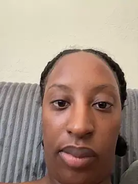 Miabaybeeee online show from June 18, 8:35 pm