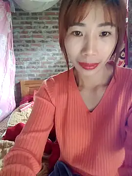 Vycute9900 online show from April 2, 1:47 am