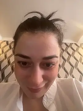 Snapshot of _AnChous_ chatting on April 3, 10:24 am AnChous online show from April 3, 10:24 am