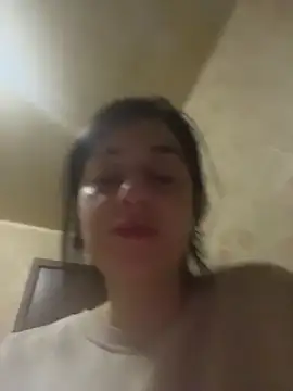 Snapshot of _AnChous_ chatting on April 5, 10:51 pm AnChous online show from April 5, 10:51 pm