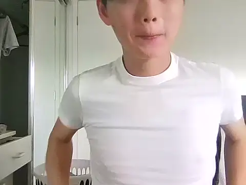 Snapshot of sweetiepuppy421 chatting on March 22, 10:57 pm sweetiepuppy421 online show from March 22, 10:57 pm