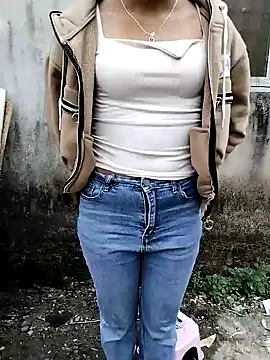 ngocbao11 online show from March 11, 1:00 am