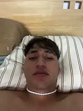 Alejandroml2 online show from July 8, 1:21 am