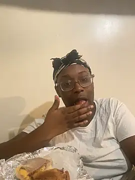 Sinfulwaterfalls online show from February 21, 8:43 pm