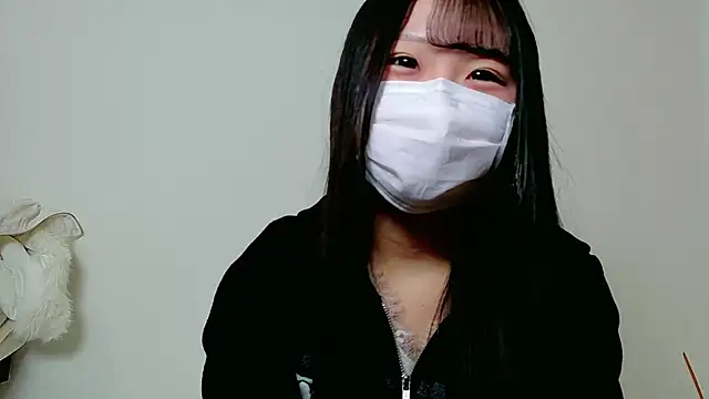 Snapshot of Uru_chan_Uru chatting on February 19, 11:50 am Uru chan Uru online show from February 19, 11:50 am