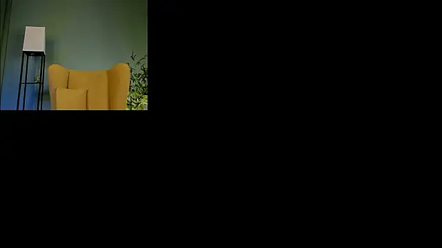 Snapshot of taticamomile chatting on March 9, 4:05 am taticamomile online show from March 9, 4:05 am