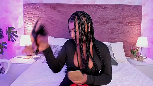 Emma Dancer online show from May 14, 1:07 pm