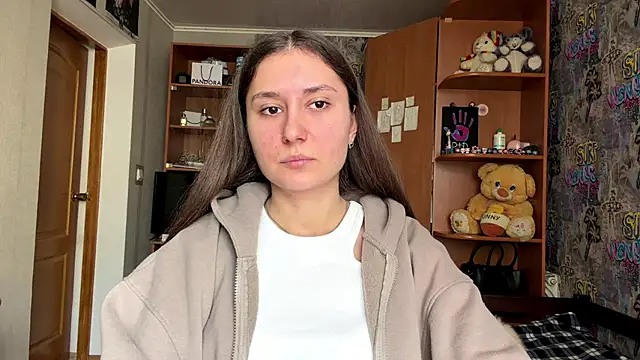 Snapshot of poly_princess chatting on March 30, 8:59 am poly princess online show from March 30, 8:59 am