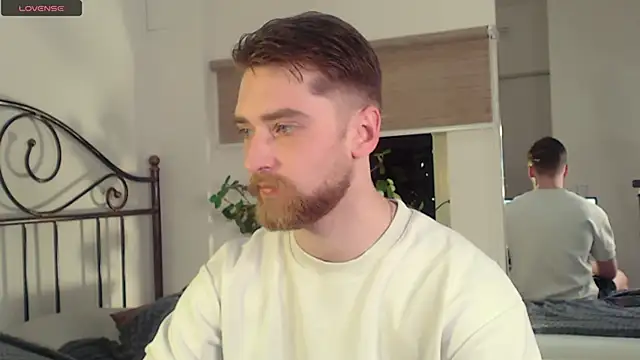 Snapshot of Dexter_Raze chatting on April 4, 7:06 am Dexter Raze online show from April 4, 7:06 am