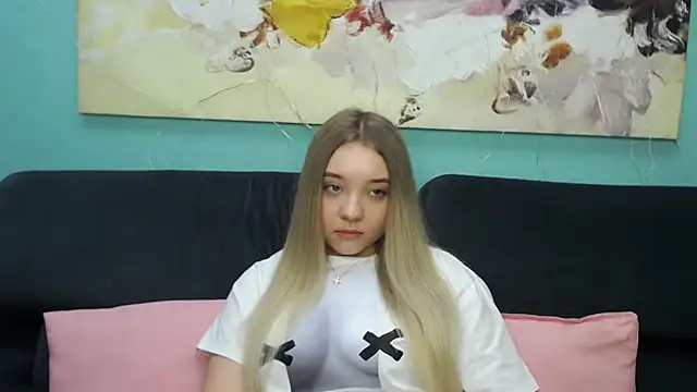 MilanaSiia online show from March 21, 8:19 am