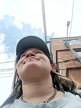 Snapshot of Persefone1331 chatting on March 23, 4:44 pm Persefone1331 online show from March 23, 4:44 pm