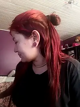 Snapshot of Persefone1331 chatting on April 2, 3:53 pm Persefone1331 online show from April 2, 3:53 pm