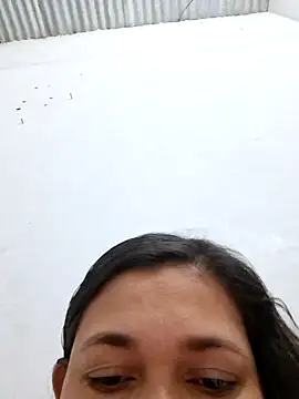 bar-mother19 online show from March 13, 8:26 pm