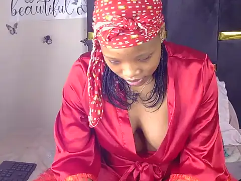 Divine Beautyxx online show from May 25, 3:45 am